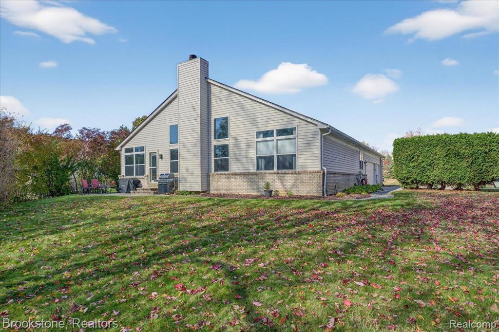 4954 Spring Meadow Dr, Clarkston, MI 48348 — Photo 27