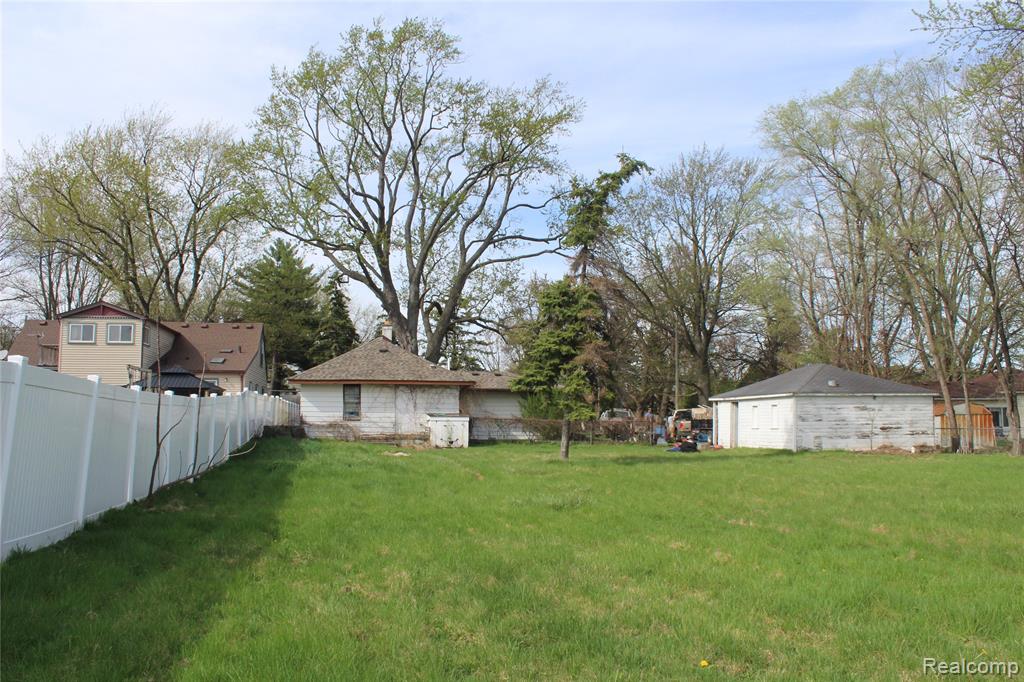 5610 Noll Street, Sterling Heights, MI 48310 — Photo 3