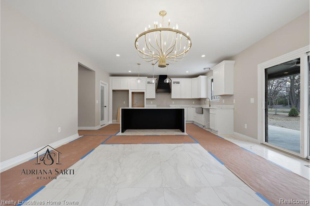 11982 Encore Court, Shelby Twp, MI 48315 — Photo 9