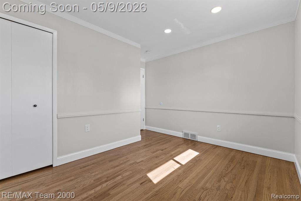 6557 Huntleigh Street, Garden City, MI — Photo 21