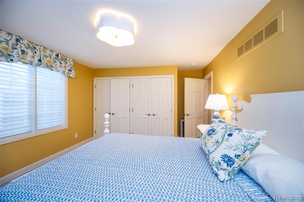 10 Sycamore Lane, Grosse Pointe, MI 48230 — Photo 79