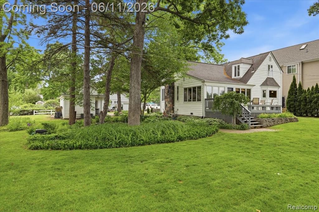 6880 Forestlawn Court, Waterford, MI 48327 — Photo 41