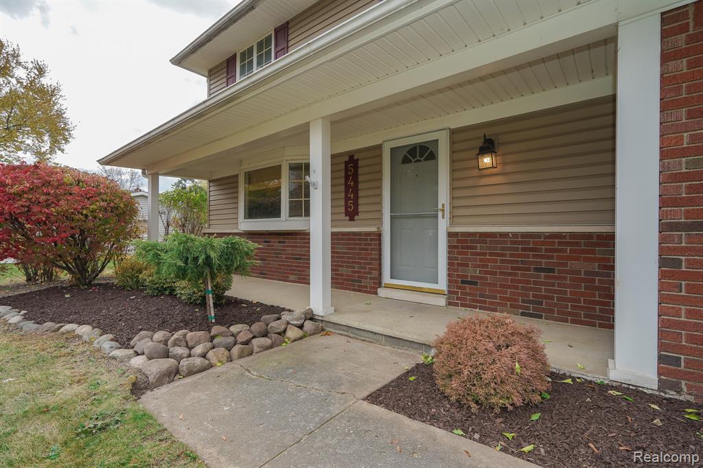 5445 Frankwill Avenue, Clarkston, MI — Photo 13