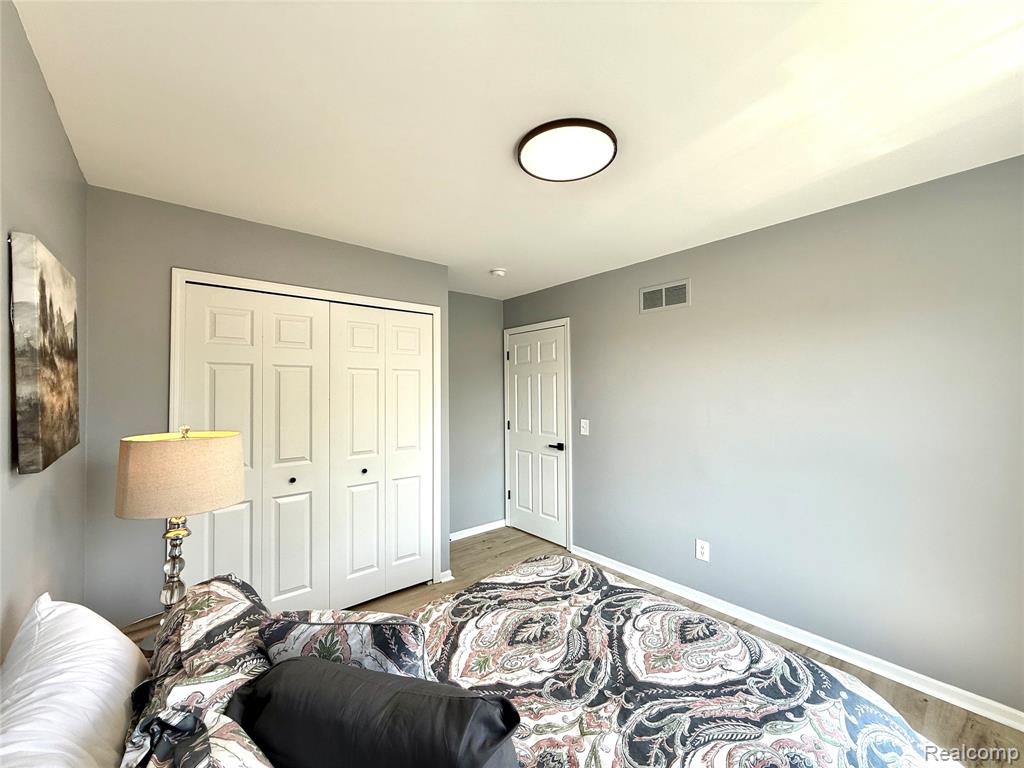 4158 KIMBERLY Drive, Canton, MI 48188 — Photo 34