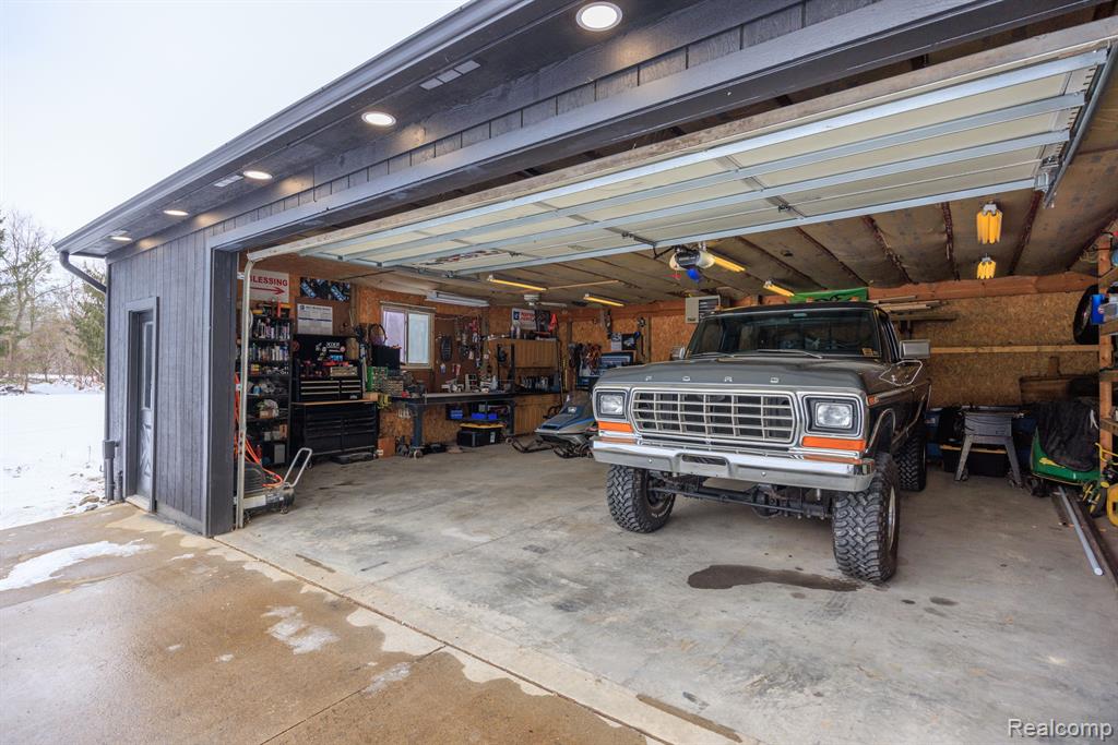 4852 MEADOWBROOK Lane, Lake Orion, MI — Photo 40