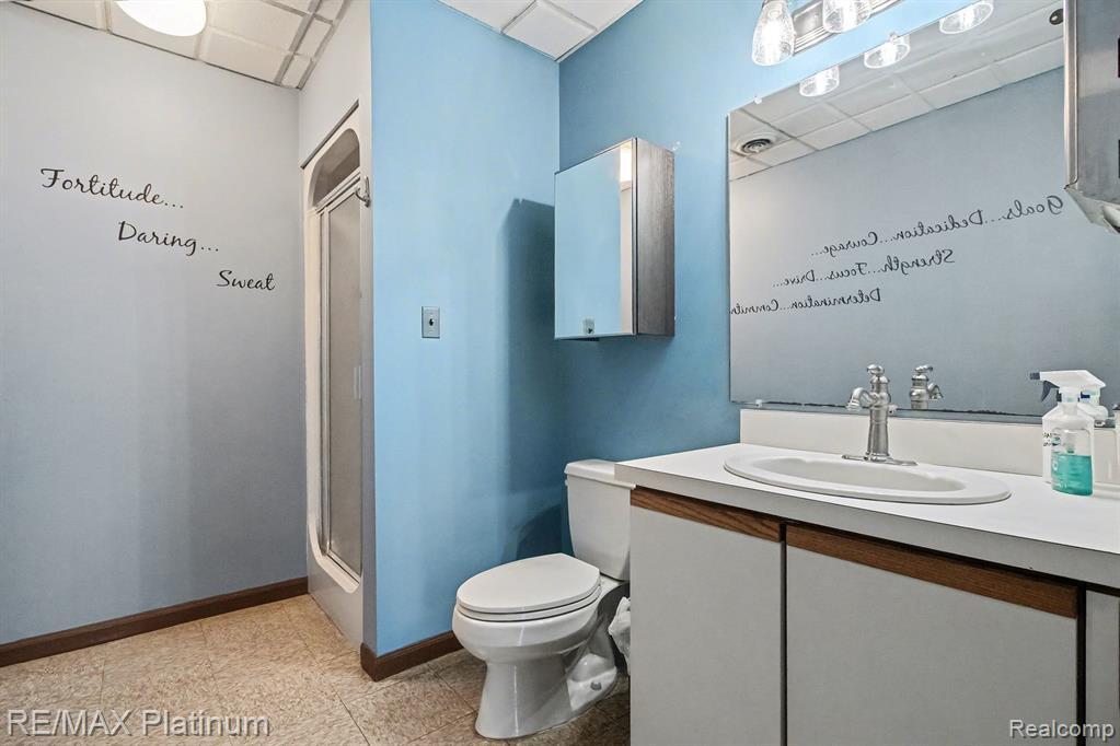 1200 HOLDEN AVENUE, Milford, MI, 48381