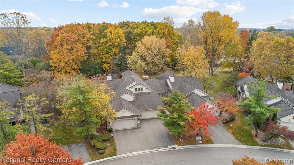 6904 Pebble Park Circle, West Bloomfield, MI — Photo 5