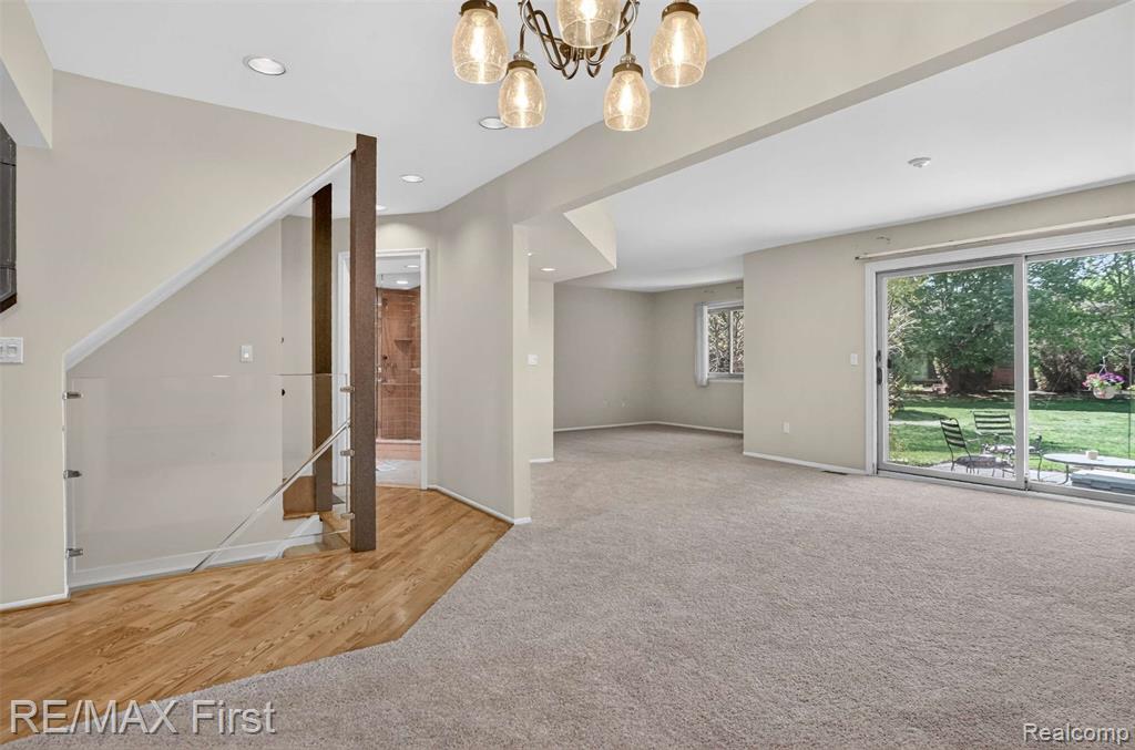 3660 Old Creek Road Road, 36, Troy, MI 48084 — Photo 9