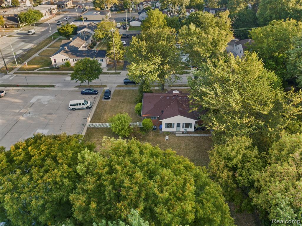 42 Gladwin Avenue, Clawson, MI — Photo 23