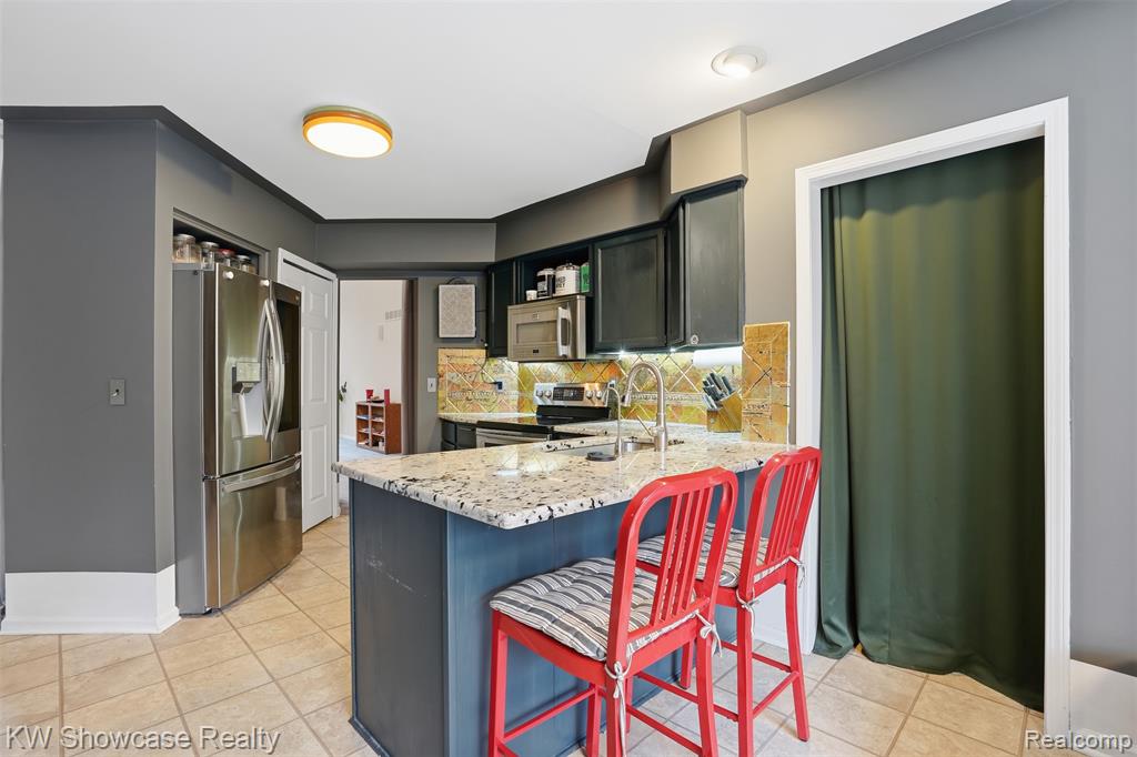 4145 Cumberland Ct, Commerce Twp, MI 48390 — Photo 13