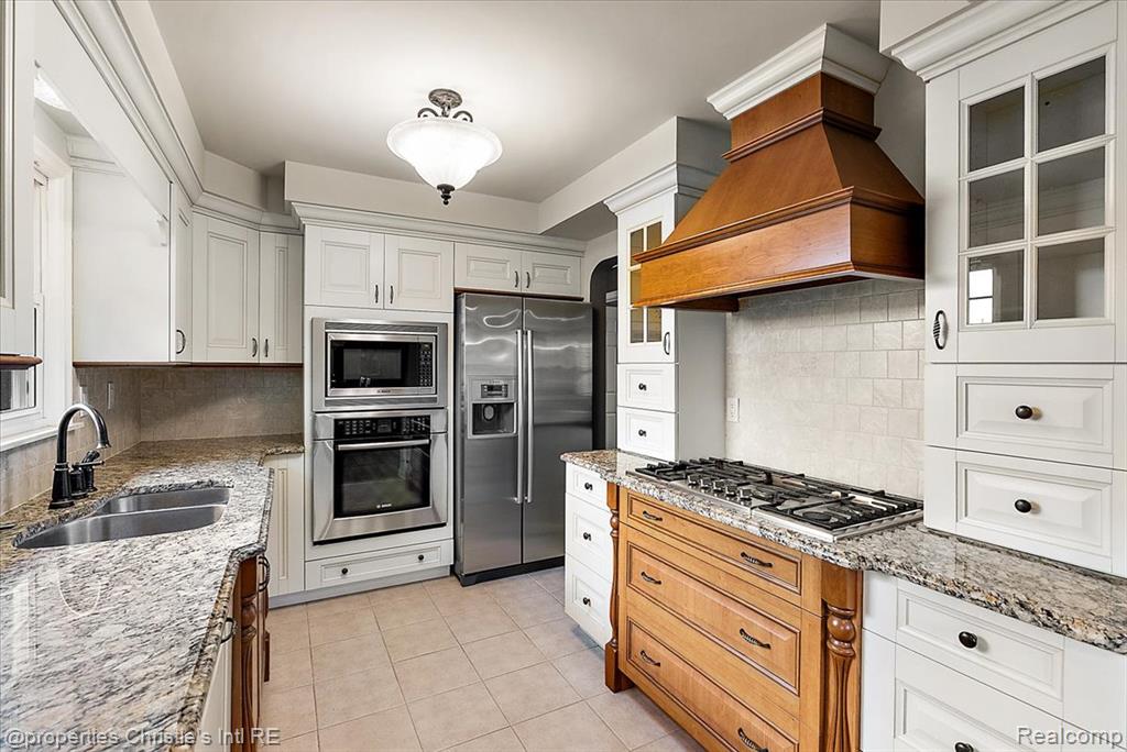 37912 Pointe Rosa Street, Harrison Township, MI — Photo 29