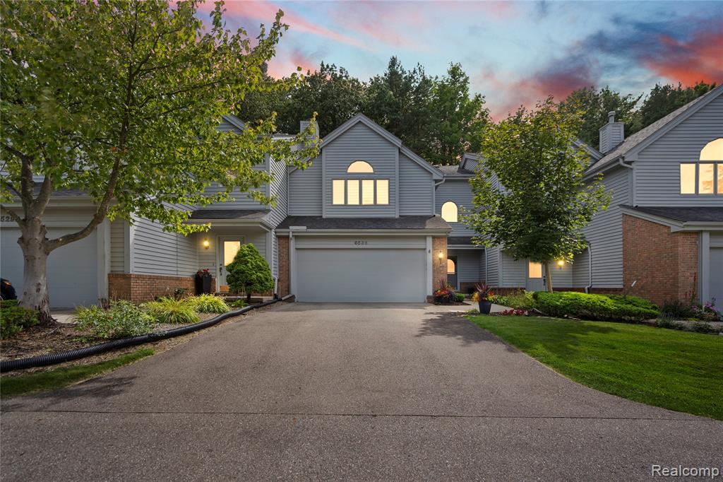 6535 Ridgeview Drive, Clarkston, MI — front exterior