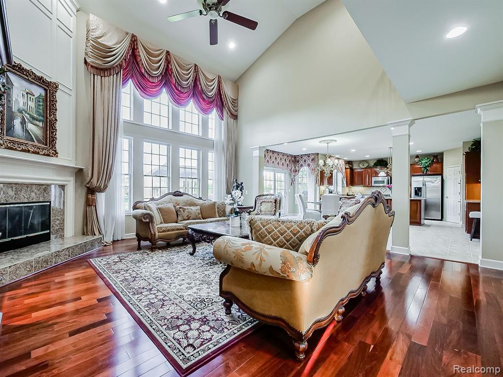 6866 CAMBRIDGE, West Bloomfield, MI — Photo 9