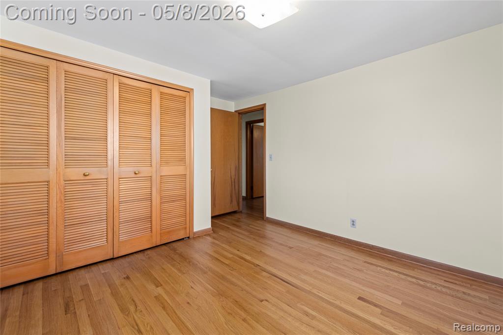 690 Briarcliff Drive, Grosse Pointe Woods, MI 48236 — Photo 28