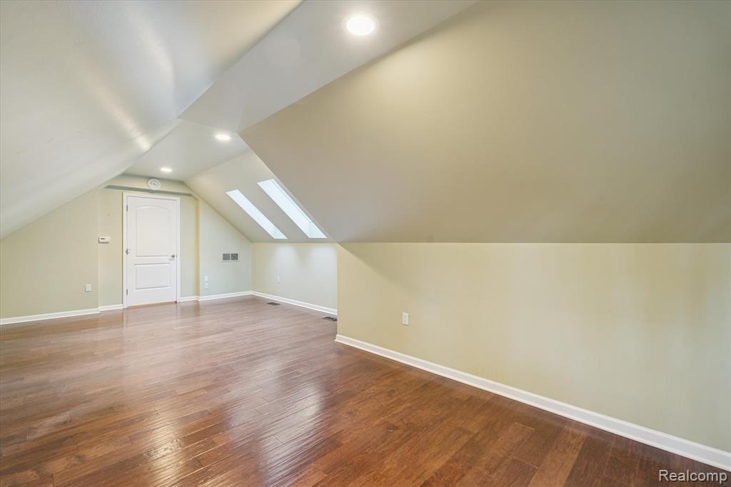 5203 N Bancroft, Bancroft, MI 48429 — Photo 42