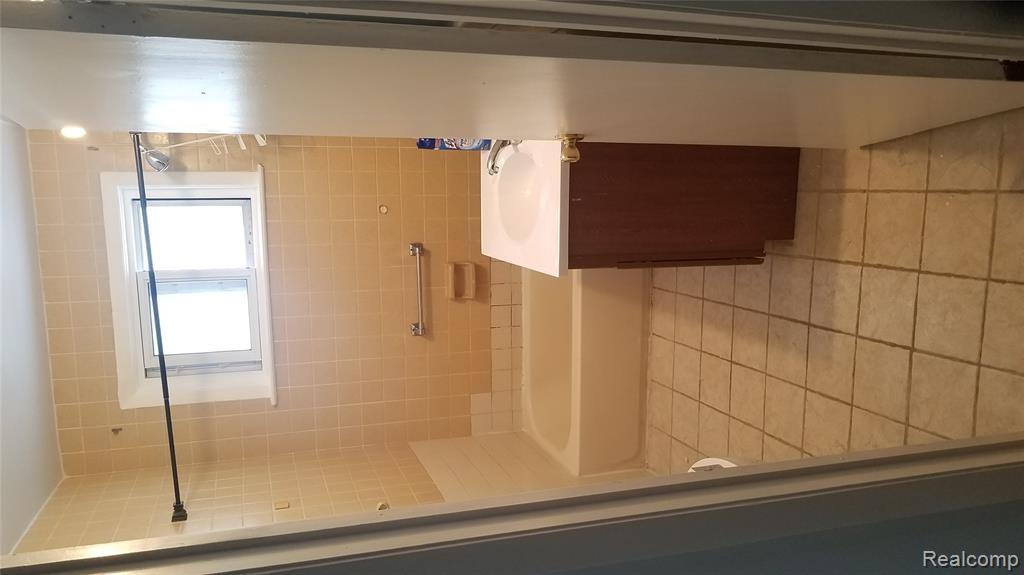 5830 Whitefield Street, Dearborn Heights, MI 48127 — Photo 20