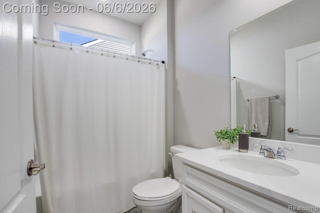 42504 ARBOR Drive, Clinton Twp, MI 48038 — Photo 16