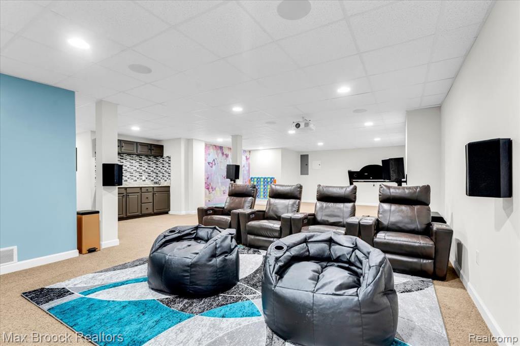 27023 Ladbroke Street, Novi, MI — Photo 43