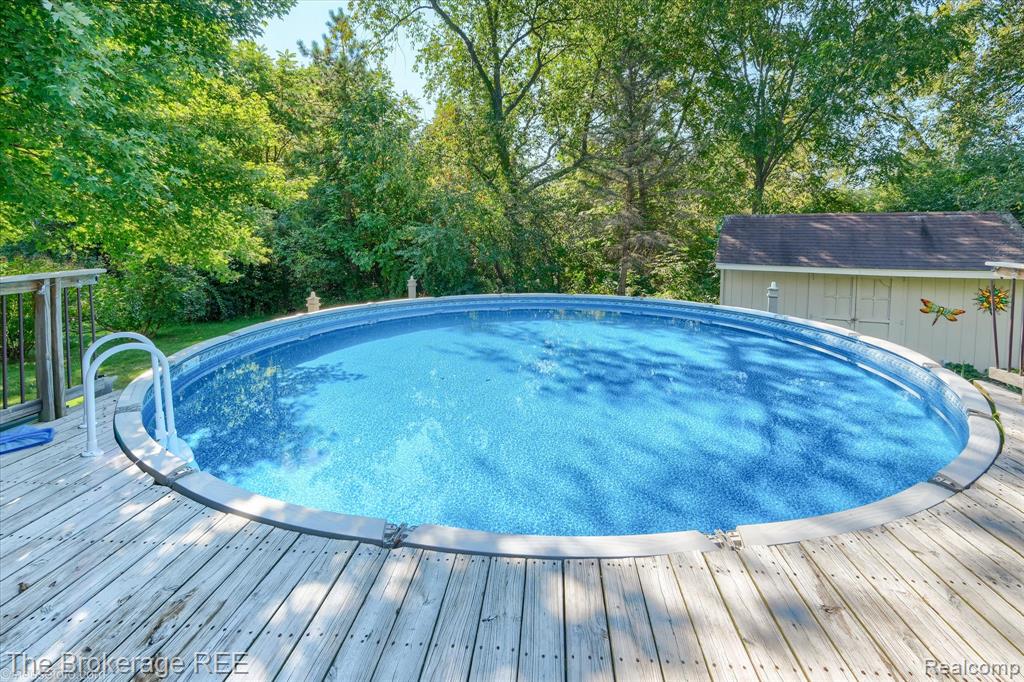 8380 Hunt Club Court, Grand Blanc, MI 48439 — Photo 12