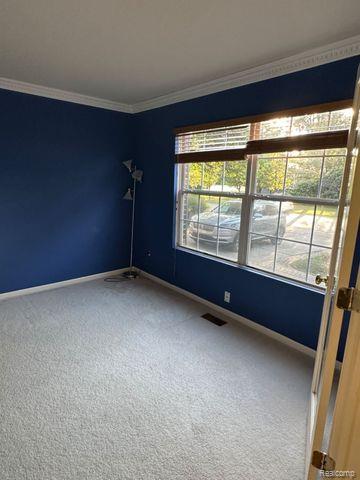 4038 WORTHINGTON Drive, Troy, MI 48085 — Photo 4
