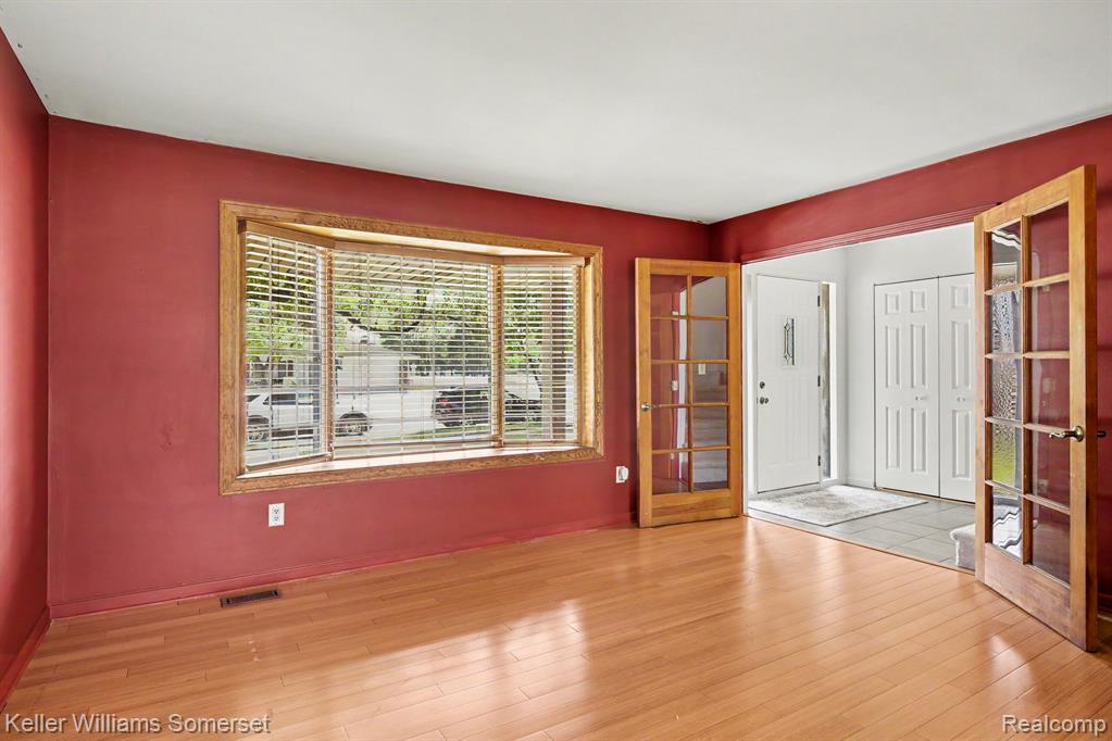4023 Anthony Drive, Sterling Heights, MI 48310 — Photo 5