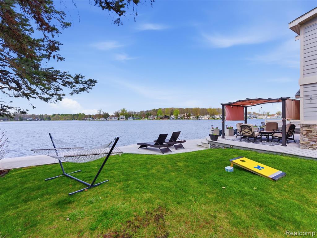 16342 Stages Island, Linden, MI 48451 — Photo 34