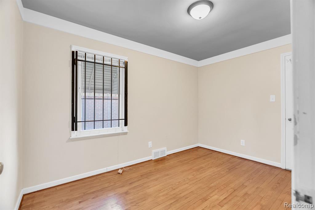 8227 Bingham Street, Detroit, MI 48228 — Photo 15