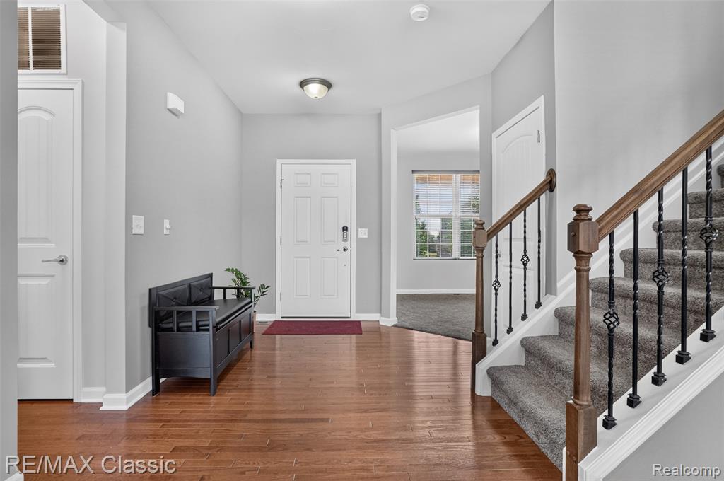 29949 Macintosh Lane, New Hudson, MI 48165 — Photo 3