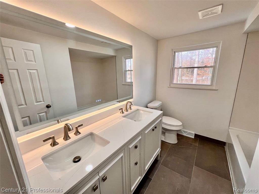 9421 Mapletree Drive, Plymouth, MI 48170 — Photo 13