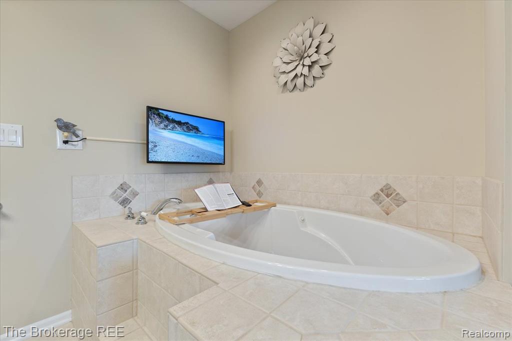 9037 Dublin Way, Davison, MI 48423 — Photo 39