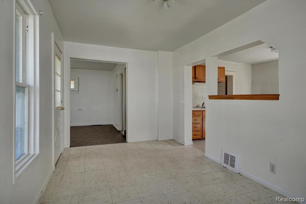 309 12th Street, Port Huron, MI 48060 — Photo 7