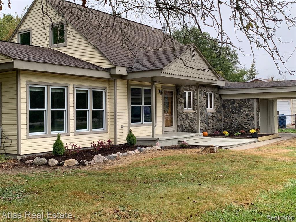 10493 Green Road, Goodrich Vlg, MI — Photo 47