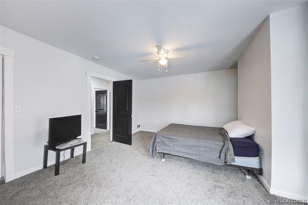 700 W Euclid Street, Detroit, MI 48202 — Photo 36