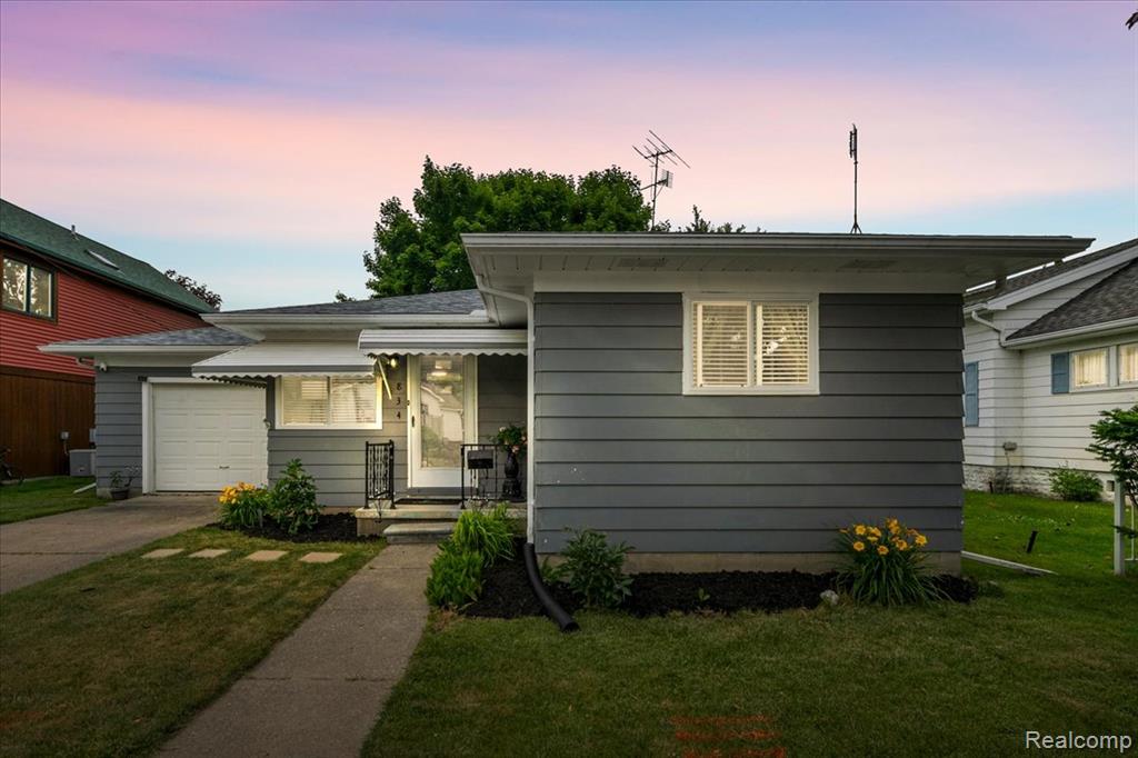 834 S Main Street, Marine, MI — Photo 2