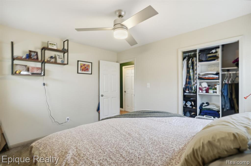 811 Los Arboles Drive, Walled Lake, MI 48390 — Photo 13