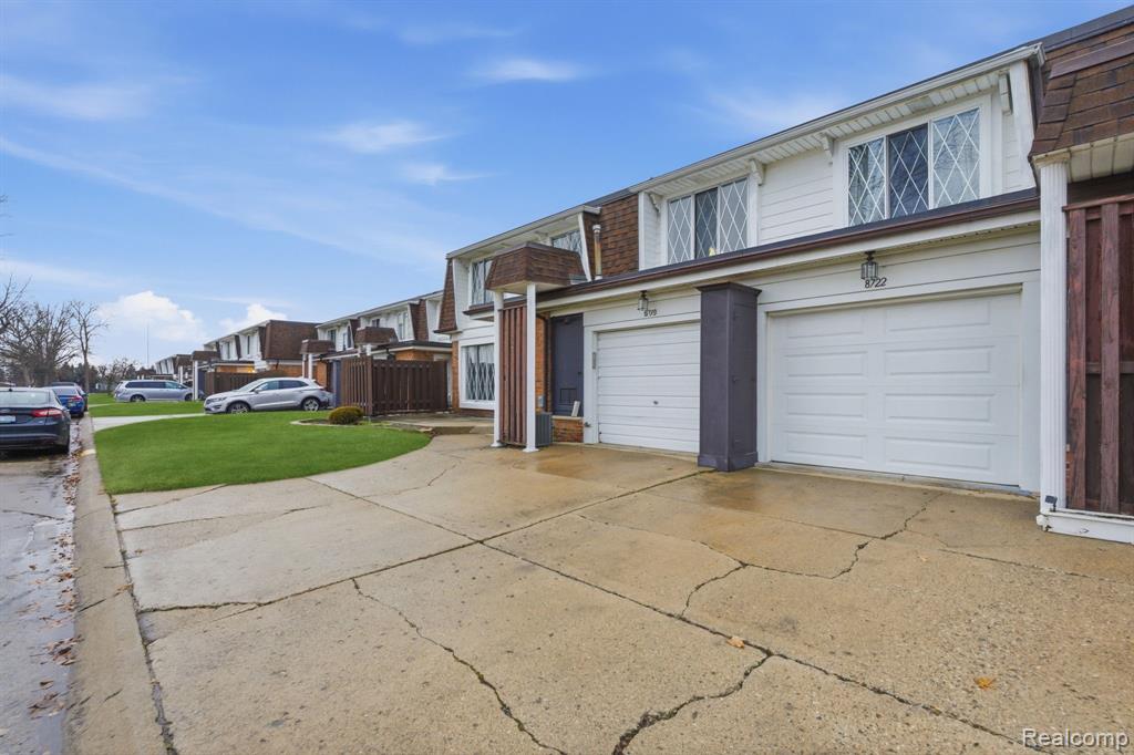 8710 Community Boulevard, Warren, MI 48093 — Photo 3
