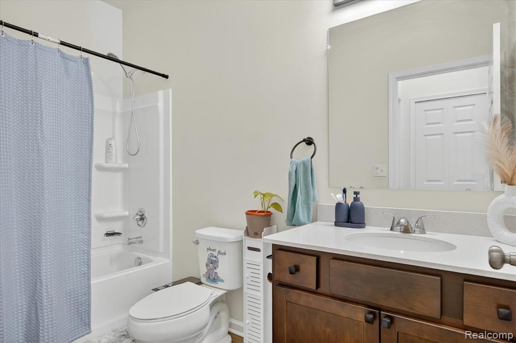 58676 Losino Drive, South Lyon, MI 48178 — Photo 22
