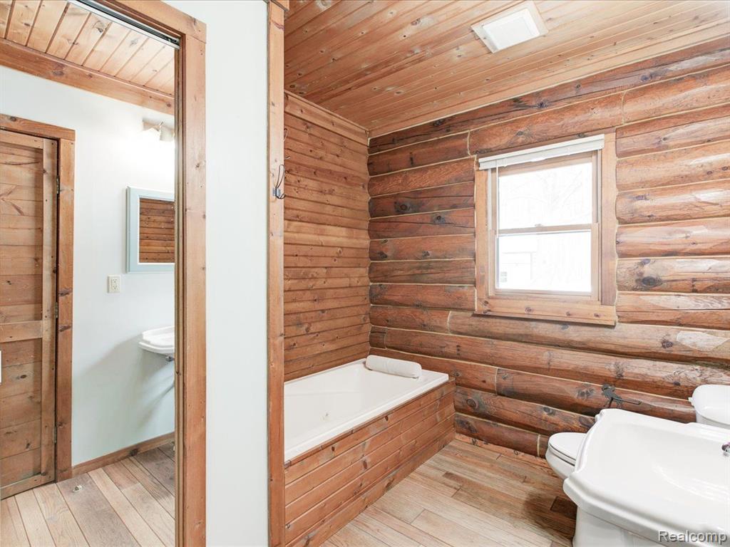 6613 BLACK RIVER Drive, Grant, MI 48032 — Photo 24