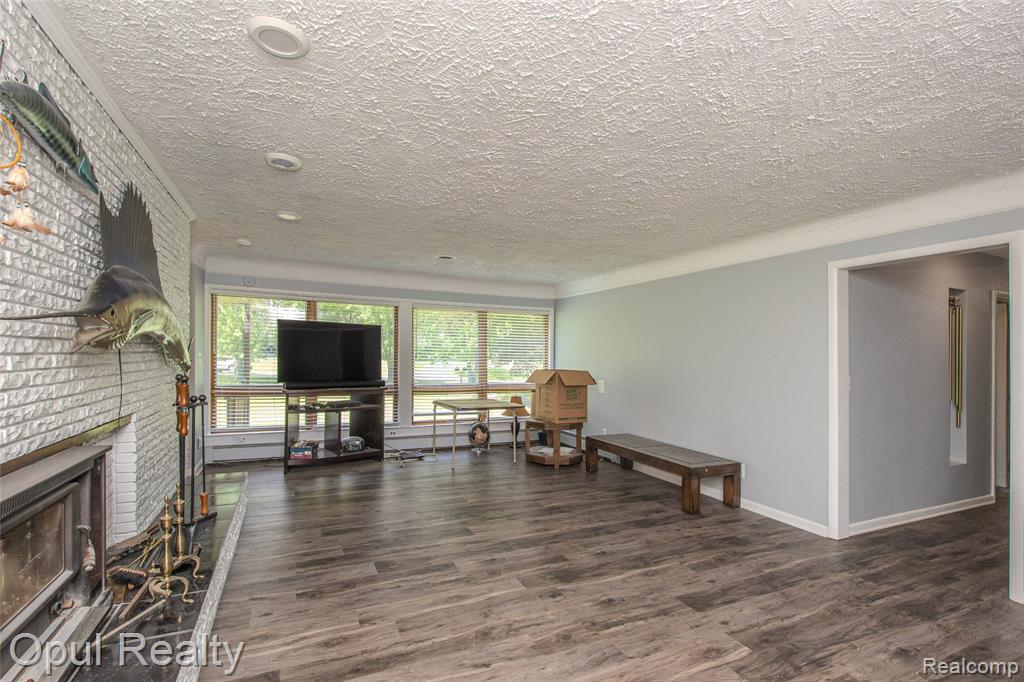 6455 Norham Road, Bloomfield Hills, MI 48301 — Photo 43