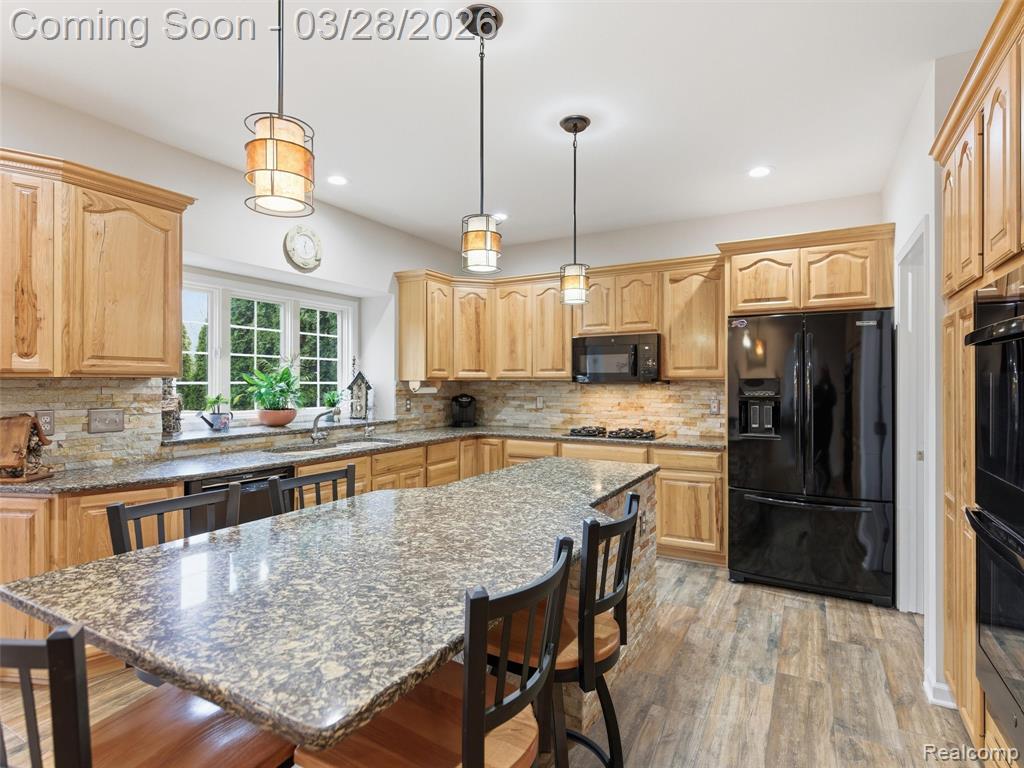 281 Mead Road, Rochester Hills, MI 48306 — Photo 15
