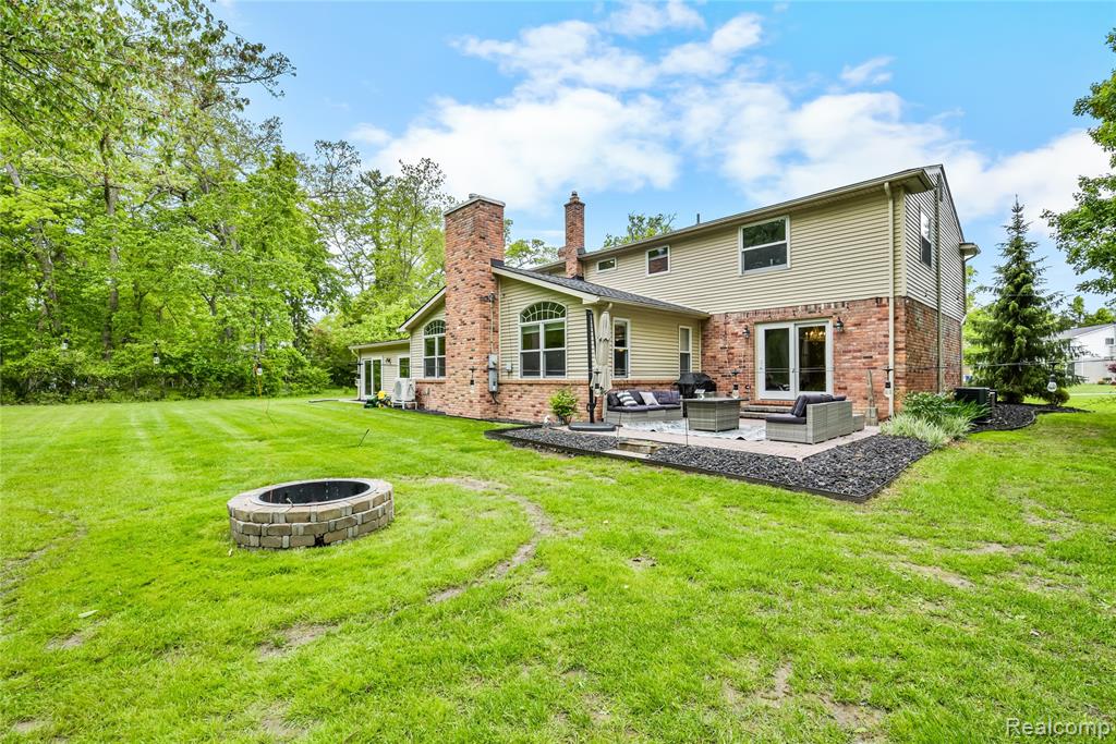 26060 Hidden Lane, Grosse Ile, MI 48138 — Photo 3