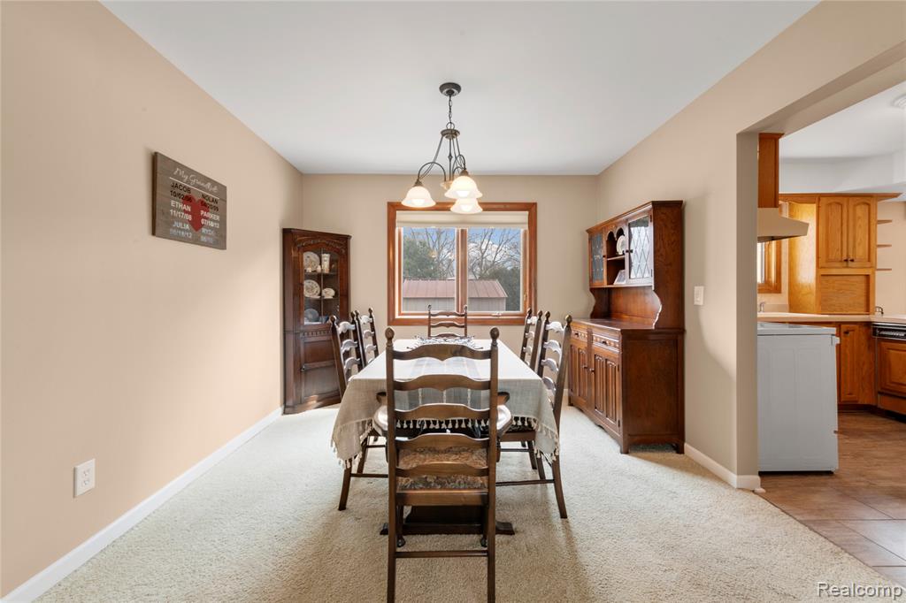 4902 Hubbard Drive, Troy, MI 48085 — Photo 8