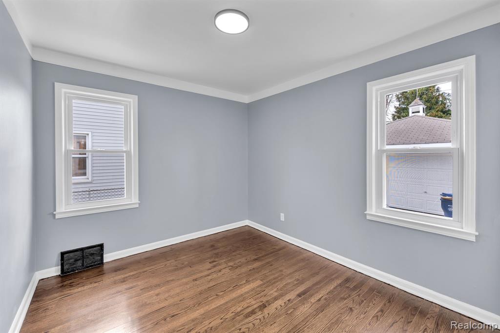 437 Mayflower Avenue, Lincoln Park, MI 48146 — Photo 22