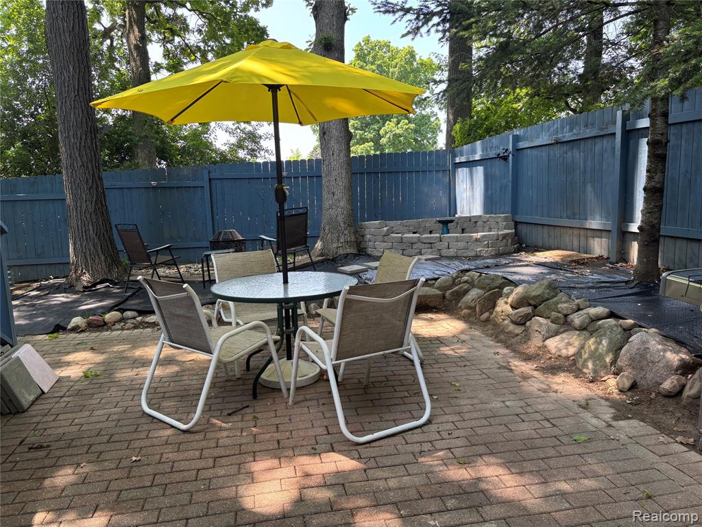 4817 Hickory Drive, Highland, MI 48356 — Photo 11