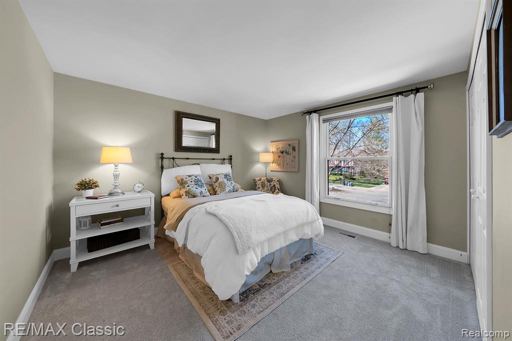 48941 W HILLCREST, Plymouth, MI 48170 — Photo 38