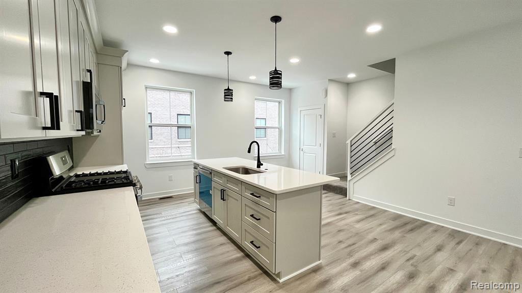 2882 SUMMERS Place, Troy, MI 48084 — Photo 9
