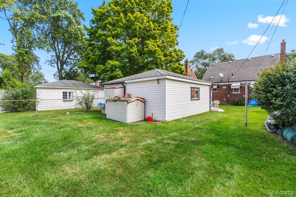 9301 SALEM, Redford, MI 48239 — Photo 28