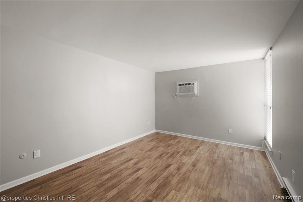 4921 Crooks Road, N 3, Royal Oak, MI 48073 — Photo 12