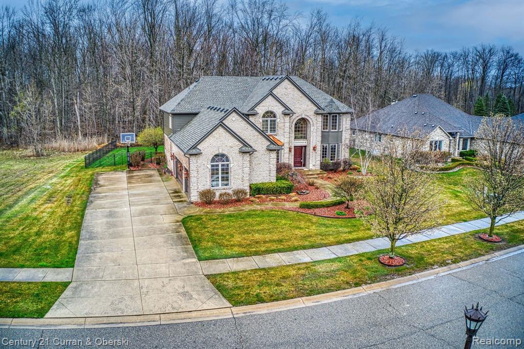 61321 BURNINGWOOD Drive, Washington, MI — Photo 2