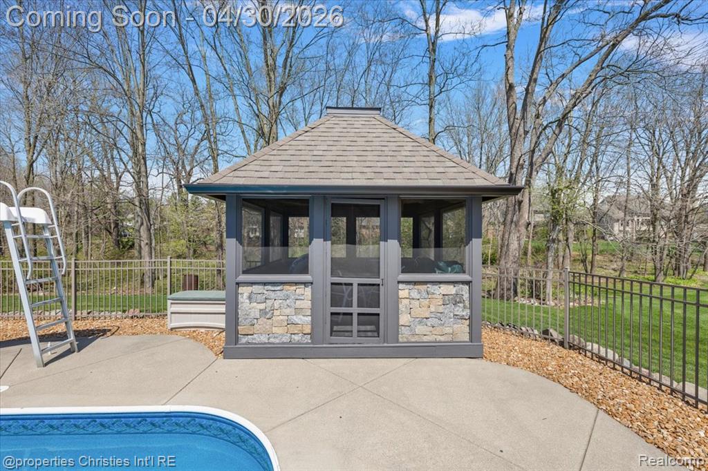 22844 Indianwood Drive, South Lyon, MI 48178 — Photo 15